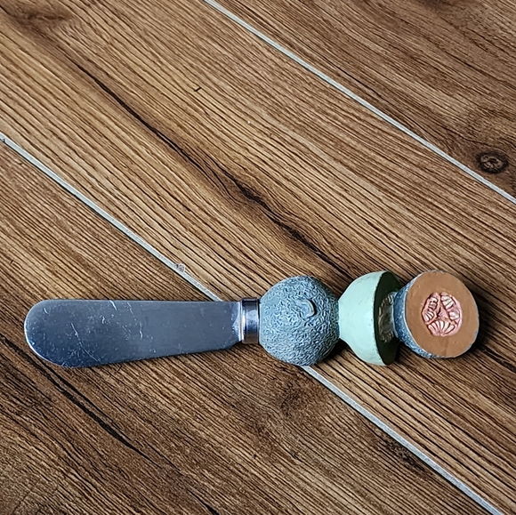 Boston Warehouse Cantaloupe Spreader - Picture 1 of 2